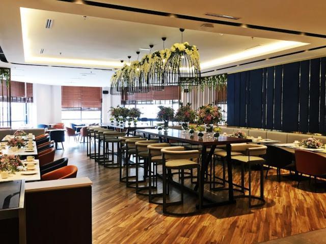 Dorsett Sri Hartamas Kl By Roam Hotell Kuala Lumpur Eksteriør bilde